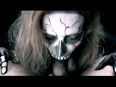 ❤️ Ragazza demonia chì succhia u cazzo cù a so bocca nera è ingoia cum. ❤❌ Solo porno à porn co.nicepornphotos.ru ❌